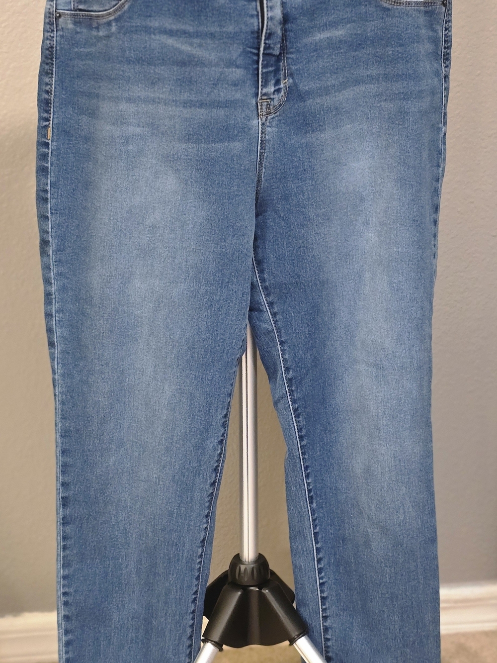 Curve Appeal Curve Creator High Rise Skinny Jeans 16/33 Cuffed Stretch